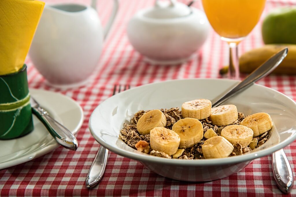 Healthy and easy breakfast Bananas