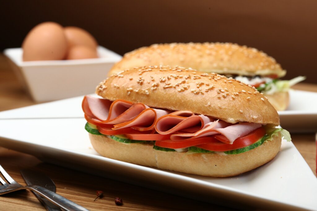 tomato turkey sandwich for healthy and easy breakfasts