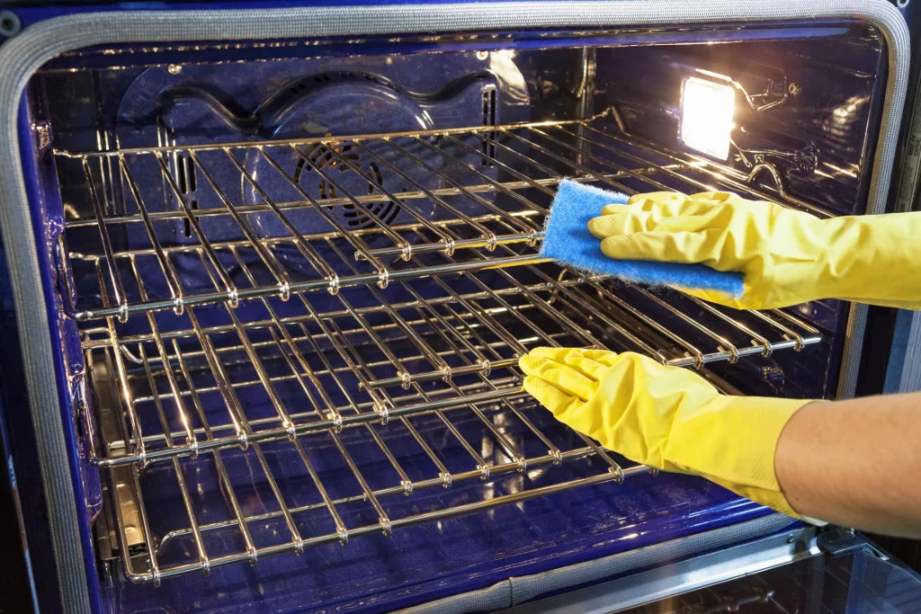 clean the oven